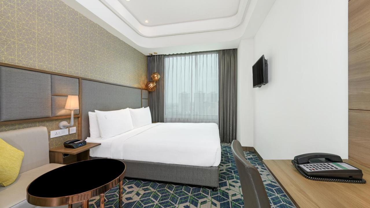 Holiday Inn Gurugram Sector 90 By Ihg Gurgáon Kültér fotó